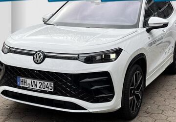 VW Tayron 19.375 km 54.444 &euro; Hamburg 22303