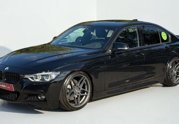 BMW 330 59.981 km 26.990 &euro; Hamburg 22043