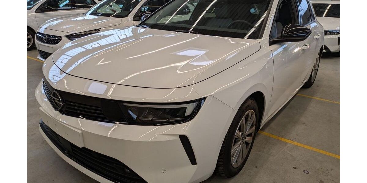 Opel Astra 28.944 km 15.885 &euro; Uetersen bei Hamburg 25436