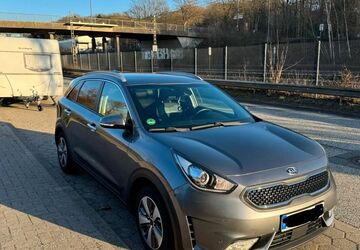 Kia Niro 64.000 km 14.400 &euro; Seevetal 21217