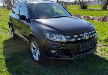 VW Tiguan 121.500 km 14.600 &euro; Hamburg 21037