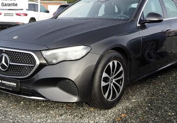 Mercedes-Benz E 220 7.325 km 46.490 &euro; Hamburg-Elbe 22609