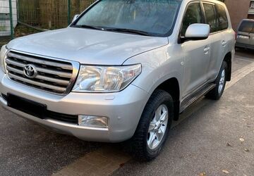 Toyota Land Cruiser 169.000 km 19.800 &euro; Hamburg 20535