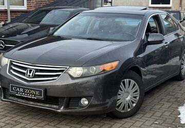Honda Accord 296.149 km 4.490 &euro; Hamburg 20539