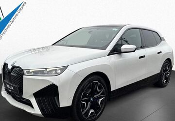 BMW iX 11.277 km 45.950 &euro; Hamburg 21073