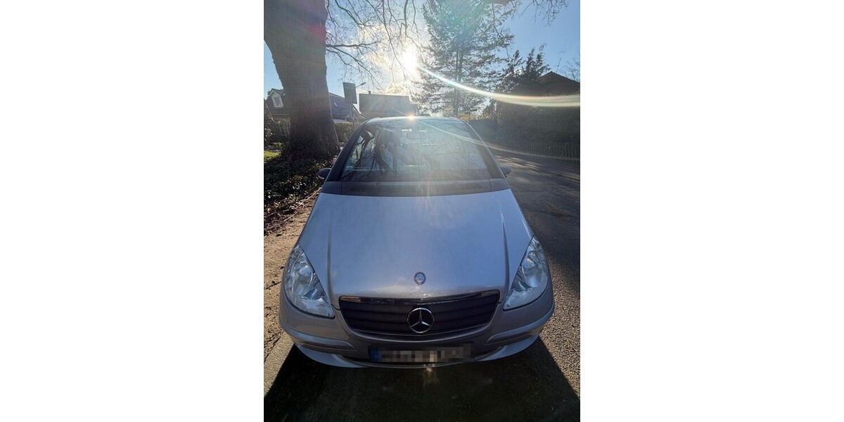 Mercedes-Benz A 150 273.194 km 1.100 &euro; Hamburg 20038