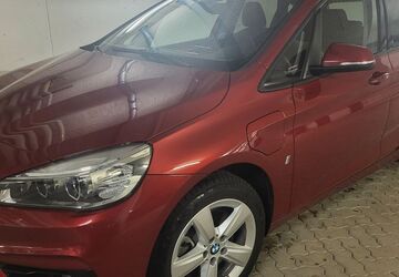 BMW 225 Active Tourer 96.200 km 13.300 &euro; Hamburg 22335