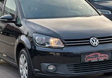 VW Touran 210.000 km 7.690 &euro; Buxtehude 21614