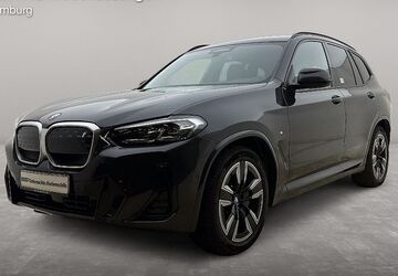 BMW iX3 13.732 km 52.312 &euro; Barsbüttel bei Hamburg 22885