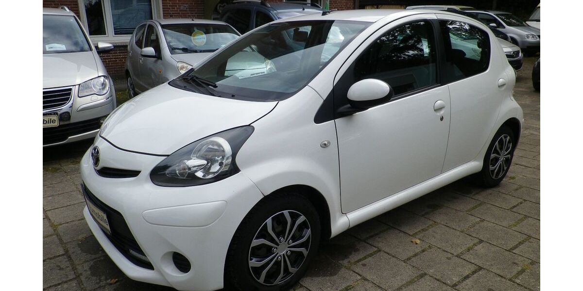 Toyota Aygo (X) 145.743 km 3.990 &euro; Buxtehude 21614