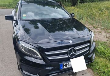 Mercedes-Benz GLA 200 123.300 km 14.200 &euro; Hamburg 22119