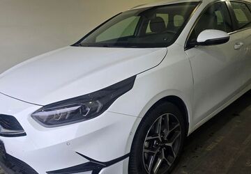 Kia ceed Sportswagon 130.000 km 16.950 &euro; Hamburg 21079