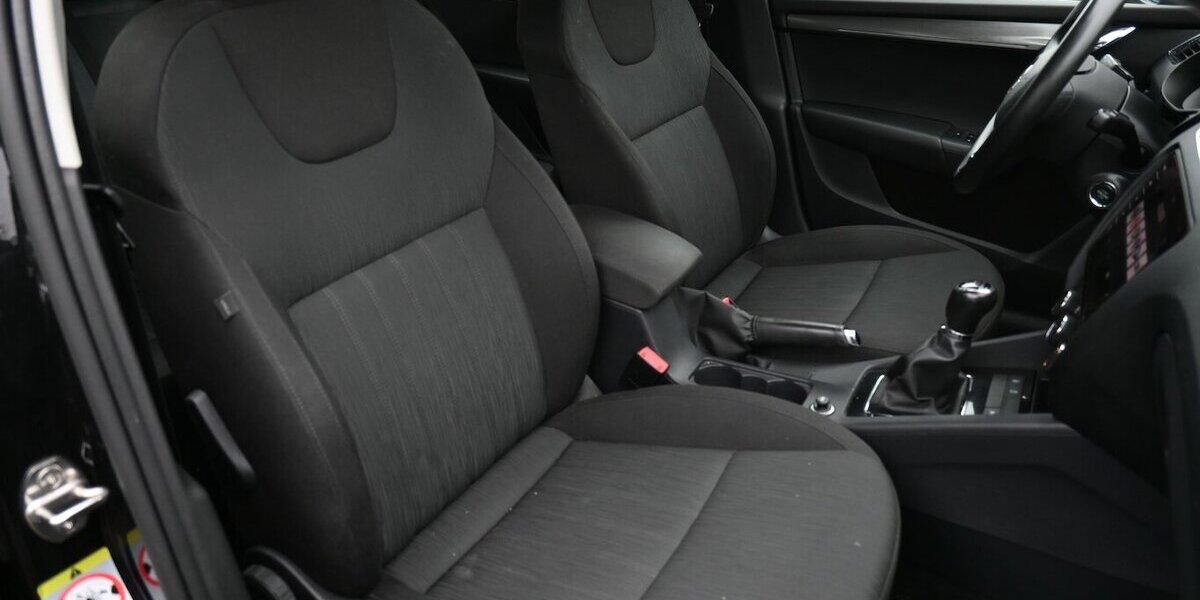 Skoda Octavia 1.5 TSI Combi *Style* Navi LED ACC 17Alu 169.000 km 13.500 &euro; Seevetal - Hittfeld 21218