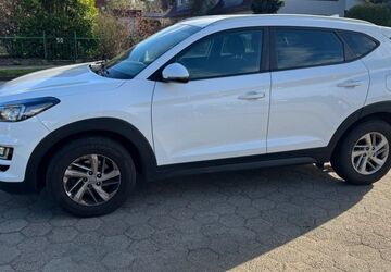 Hyundai TUCSON 240.000 km 10.490 &euro; Stelle 21435