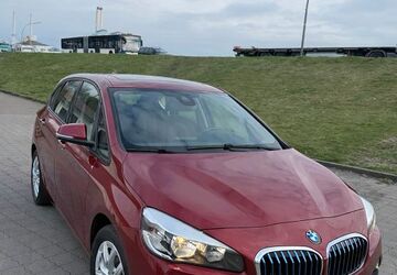 BMW 225 64.245 km 14.450 &euro; Hamburg 20539