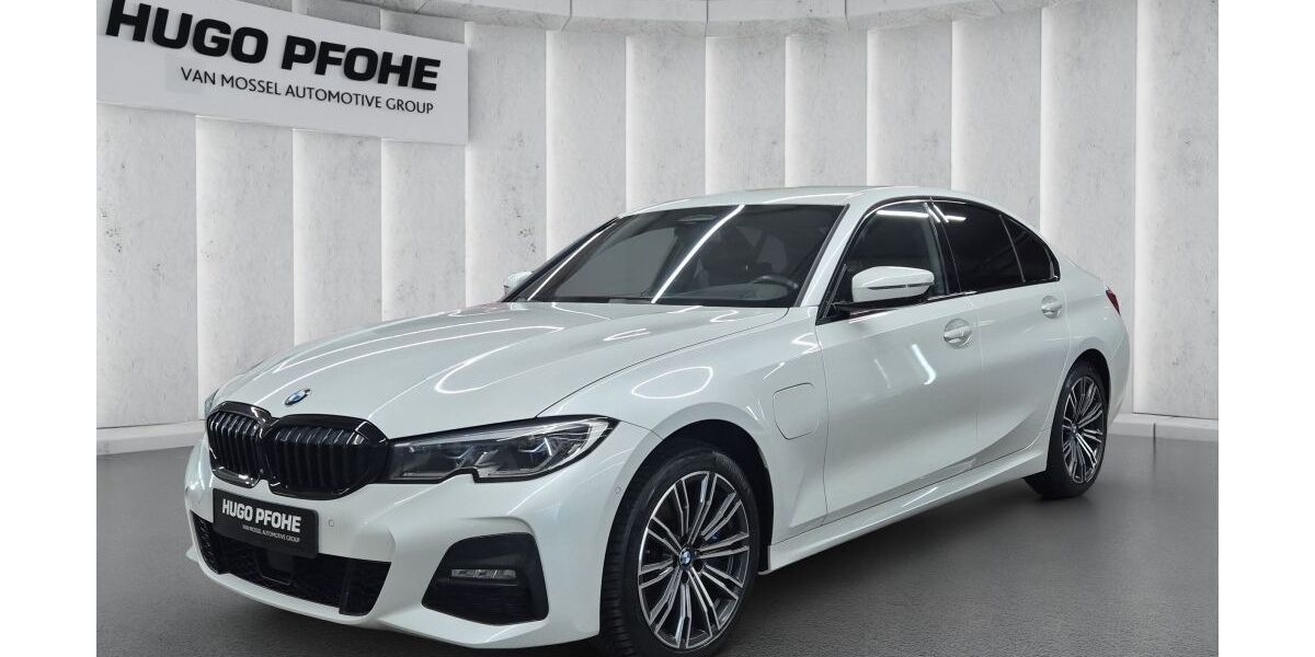 BMW 330 90.890 km 28.995 &euro; Hamburg 22047