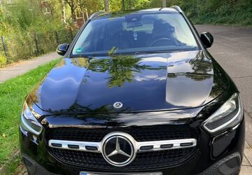 Mercedes-Benz 250 58.000 km 27.950 &euro; Hamburg 21109