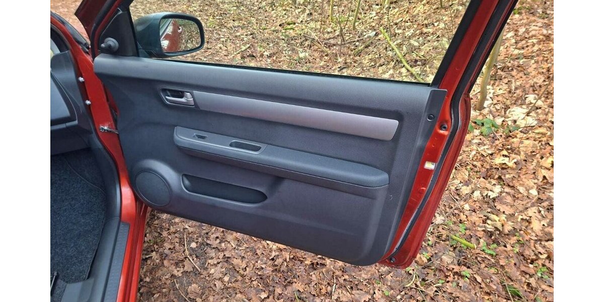 Suzuki Swift Classic, fast wie ein Ur-Mini in modern... 57.000 km 4.999 &euro; Hamburg 22339