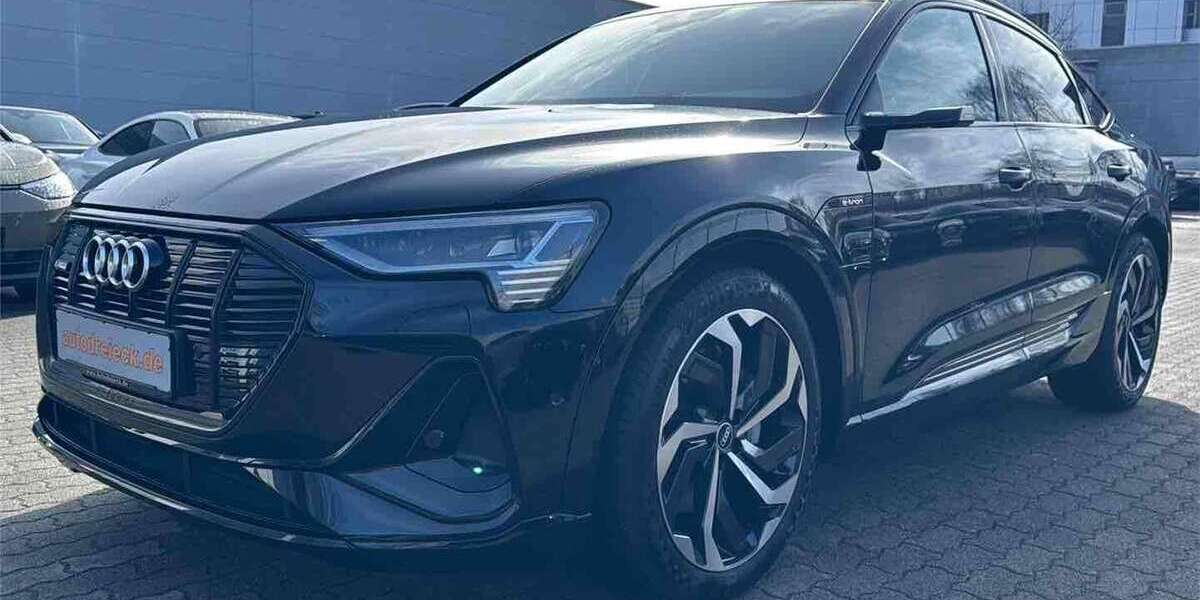 Audi e-tron 19.237 km 31.950 &euro; Hamburg 22047