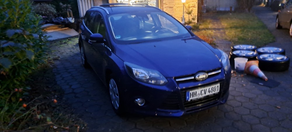 Ford Focus III Turnier 270.980 km 5.000 &euro; Hamburg 20038