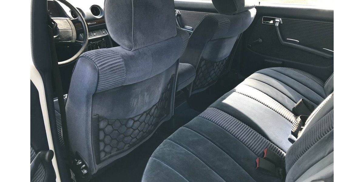 Mercedes-Benz 230 W123 Sanders Automat ABS AirBag SSD Velours 146.358 km 13.999 &euro; Hamburg 22339