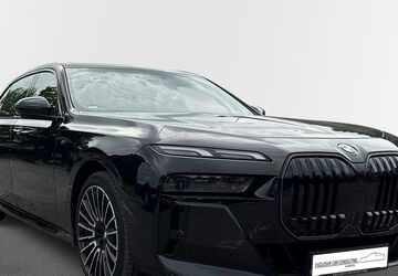 BMW 740 25.500 km 100.990 &euro; Hamburg 22529