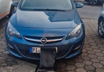 Opel Astra 219.000 km 3.800 &euro; Hamburg 22047