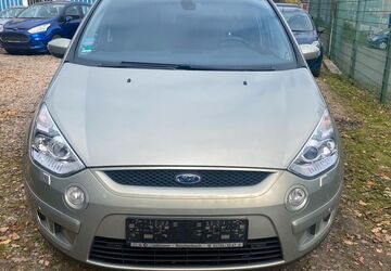 Ford S-Max 125.482 km 7.500 &euro; Hamburg 21079