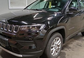 Jeep Compass 6.053 km 23.445 &euro; Uetersen bei Hamburg 25436