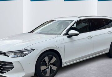 VW Passat Variant 18.116 km 35.888 &euro; Hamburg 22303