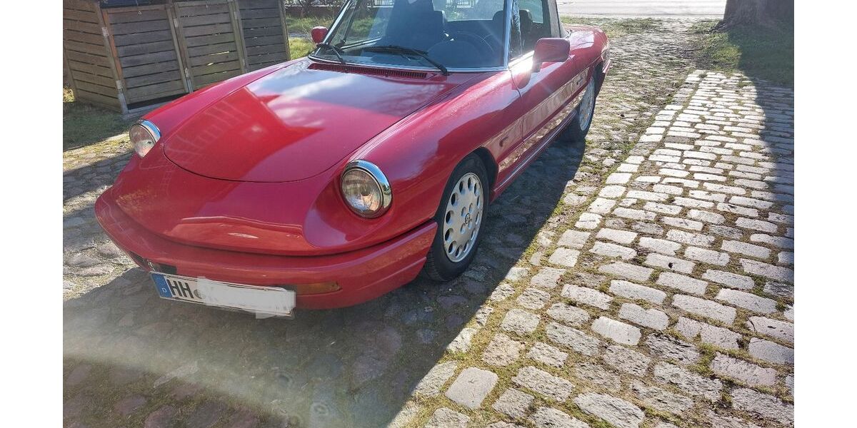 Alfa Romeo Spider 128.000 km 15.900 &euro; Hamburg 22397