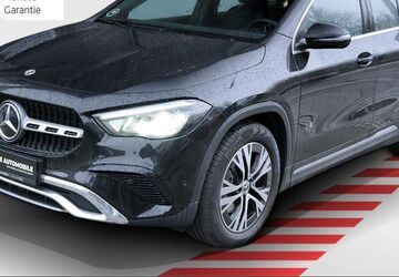 Mercedes-Benz GLA 200 4.327 km 37.950 &euro; Hamburg-Elbe 22609
