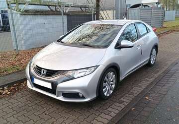 Honda Civic 74.000 km 11.750 &euro; Großhansdorf 22927