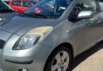 Toyota Yaris 59.000 km 6.990 &euro; Hamburg 20537