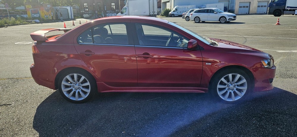 Mitsubishi Lancer 94.404 km 9.000 &euro; Hamburg 20038