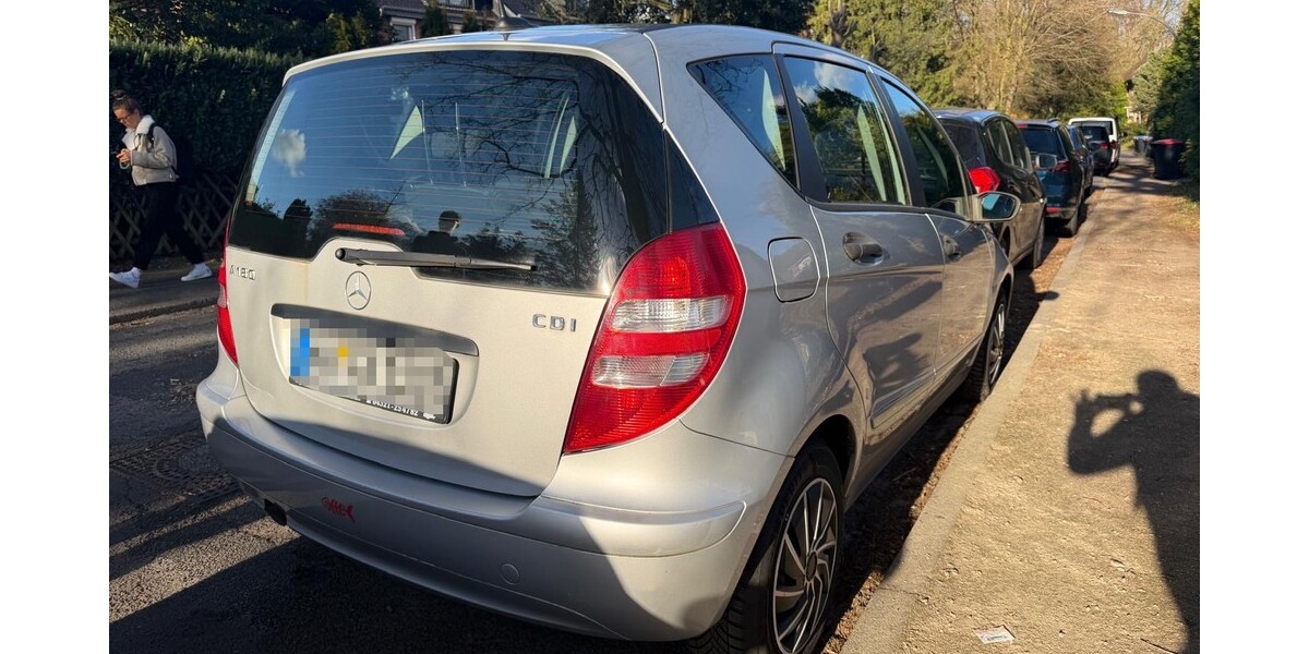 Mercedes-Benz A 150 273.194 km 1.100 &euro; Hamburg 20038