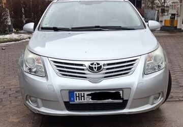 Toyota Avensis 98.040 km 5.900 &euro; Hamburg 20257