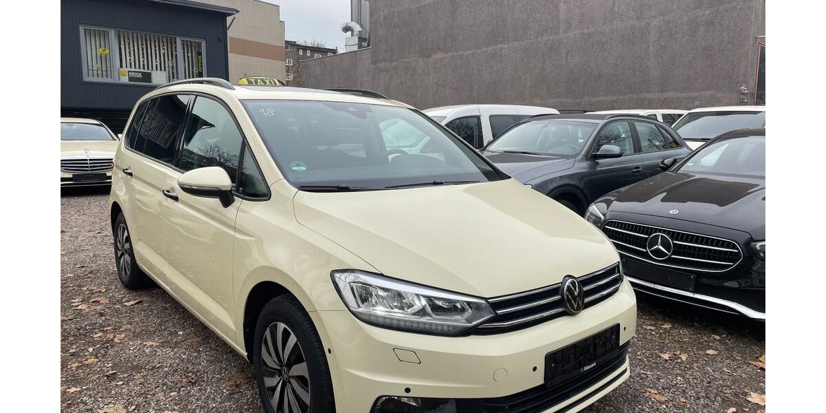 VW Touran 45.215 km 31.950 &euro; Hamburg 20537