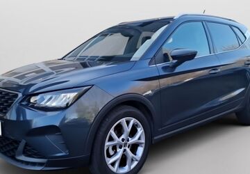 Seat Arona 21.581 km 22.285 &euro; Hamburg 22045