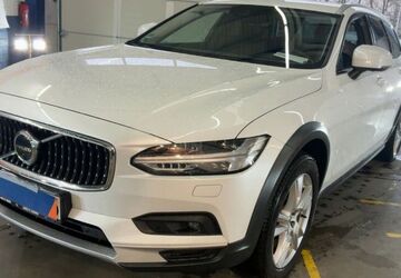 Volvo V90 Cross Country 89.980 km 32.990 &euro; Geesthacht bei Hamburg 21502