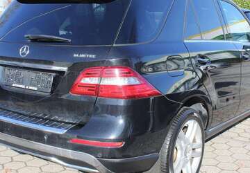 Mercedes-Benz ML 350 299.850 km 13.990 &euro; Hamburg 22113