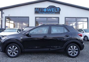 Kia Stonic 30.162 km 15.990 &euro; Beckdorf 21643