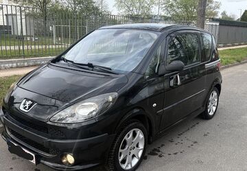 Peugeot 1007 146.000 km 2.990 &euro; Hamburg 22045