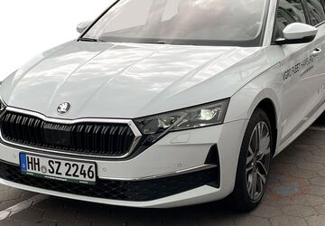Skoda Octavia 4.450 km 40.750 &euro; Hamburg 22111