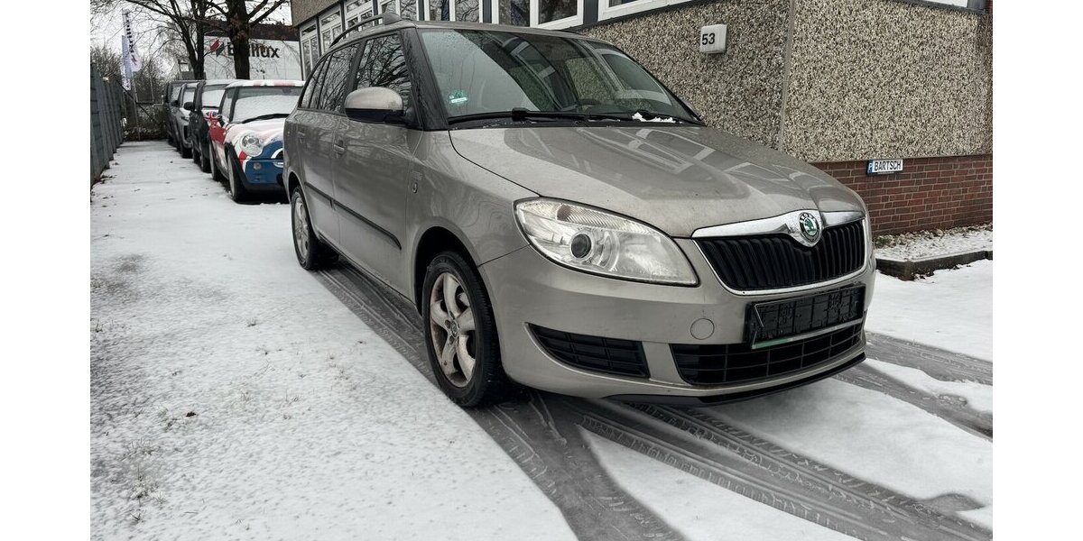 Skoda Fabia Ambiente Family TÜV bis 8/26 188.000 km 1.699 &euro; Hamburg 22339