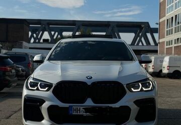 BMW X6 82.000 km 63.500 &euro; Hamburg 22043