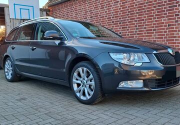 Skoda Superb 268.000 km 4.499 &euro; Winsen 21423