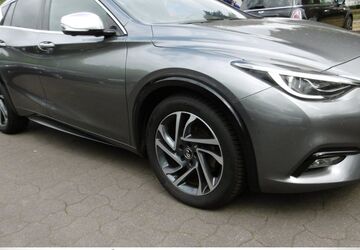 INFINITI Q30 108.808 km 13.800 &euro; Hamburg 22459