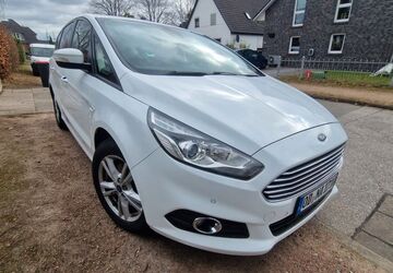 Ford S-Max 217.764 km 9.490 &euro; Barsbüttel 22885