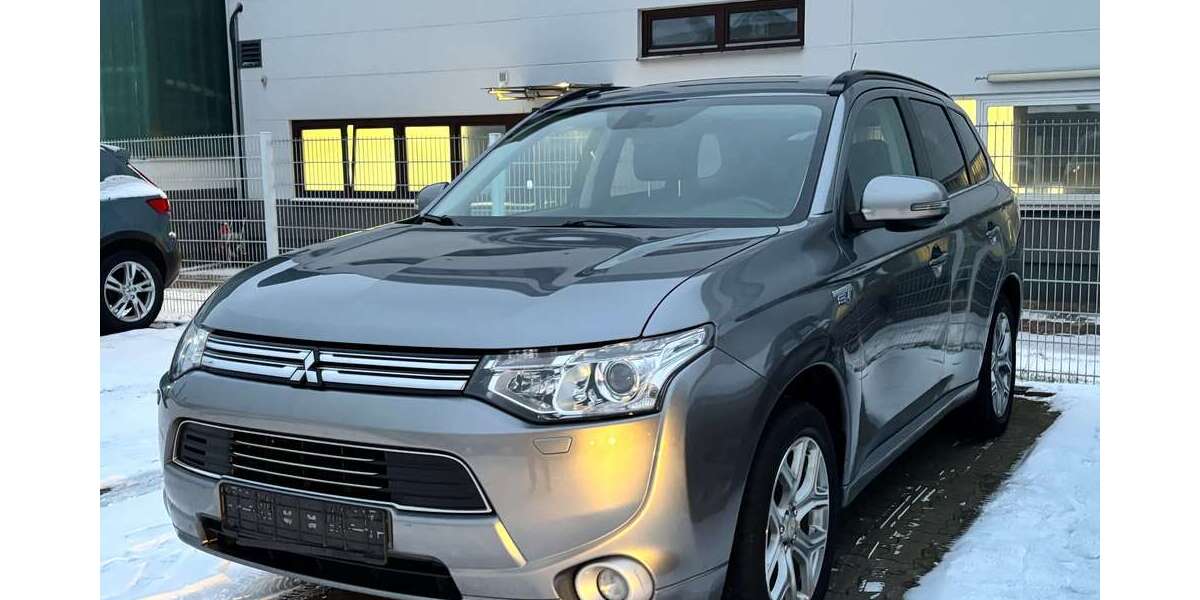 Mitsubishi Outlander 130.000 km 11.800 &euro; Rellingen 25462